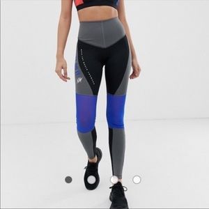 Nike’s leggings